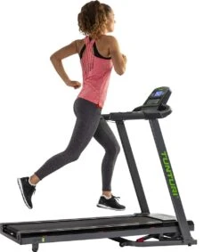 Tunturi Cardio Fit T40 Loopband - Inklapbaar - Hardloopband - 41 Trainingsprogramma's - Met Elektronische Hellingshoek - 1.0 Tot 16 Km/u 19 Tunturi Cardio Fit T40 Loopband - Inklapbaar - Hardloopband - 41 Trainingsprogramma's - Met Elektronische Hellingshoek - 1.0 Tot 16 Km/u -Tunturi 1046x1200