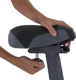 Tunturi Cardio Fit E35 Hometrainer - Ergometer - Bluetooth - Fitnessfiets Met 12 Verschillende Trainingsprogramma's - Comfort Plus Zadel -Tunturi 1134x1200