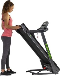 Tunturi Cardio Fit T35 Loopband Inklapbaar - Hardloopband Met 12 Trainingsprogramma's – Duidelijke Monitor – 0,8 - 16,0 Km/u -Tunturi 954x1200